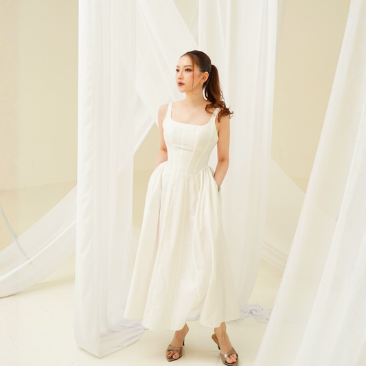 Pose Dress White - VF