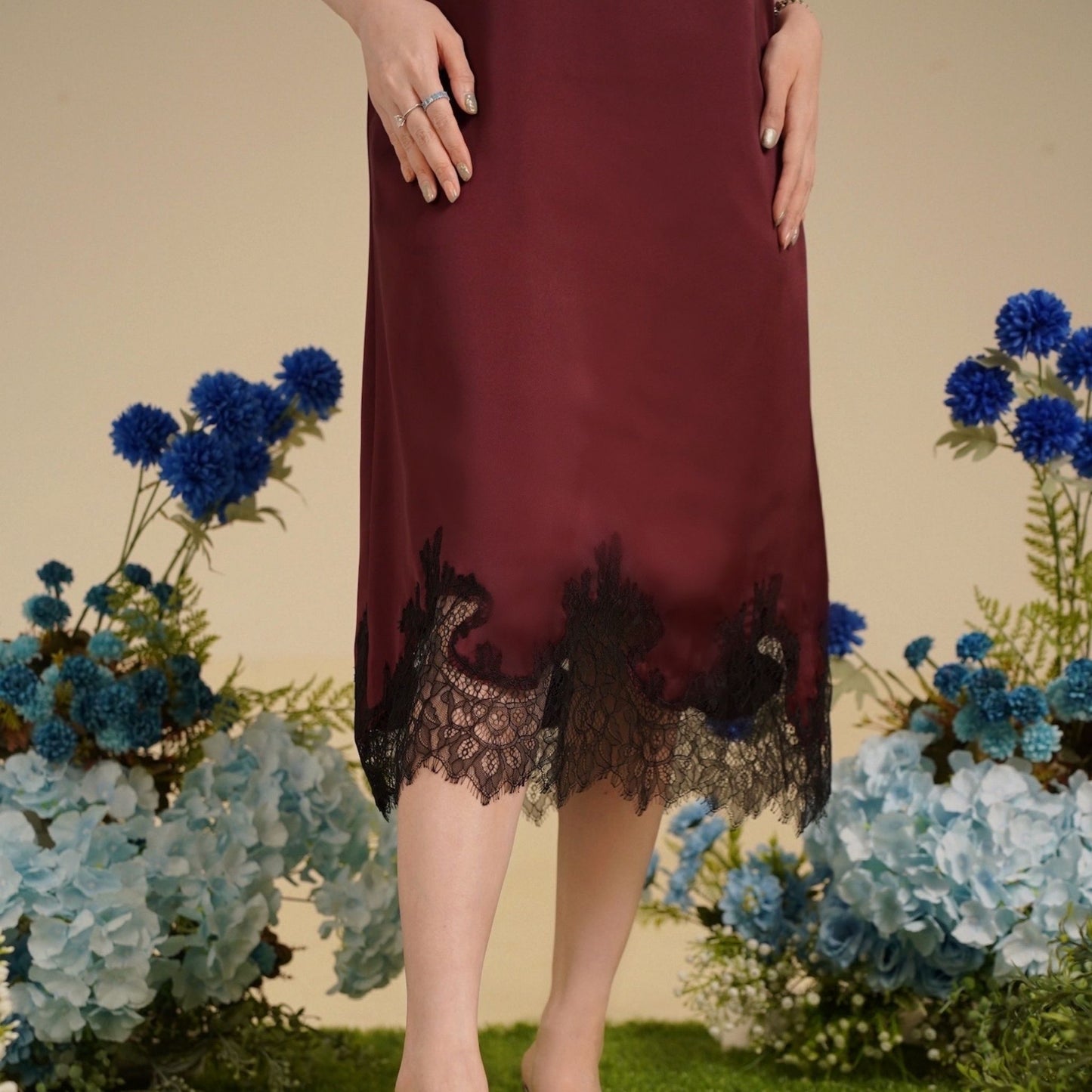 Amber Dress Burgundy - VF