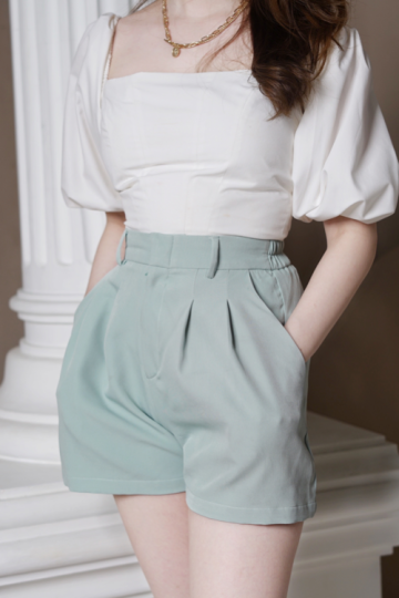 Luna shorts pastels